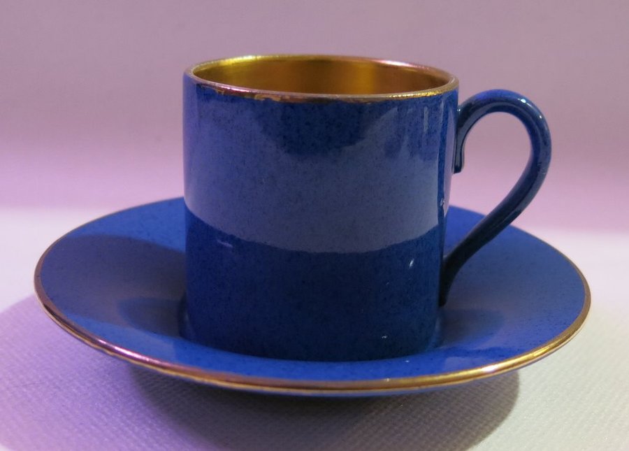 Kopp med fat Royal Blue Burslem HJWood Ltd England