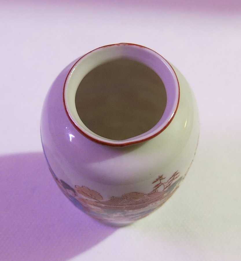 Vintage vas urna Kutani Japan