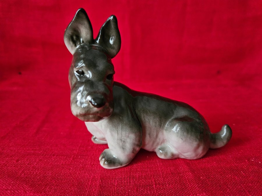 LOMONOSOV Figurin SKOTSK TERRIER Porslin Kanonskick Made in USSR