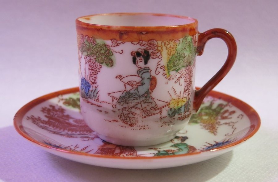 Vintage kopp med fat Hand painted T China