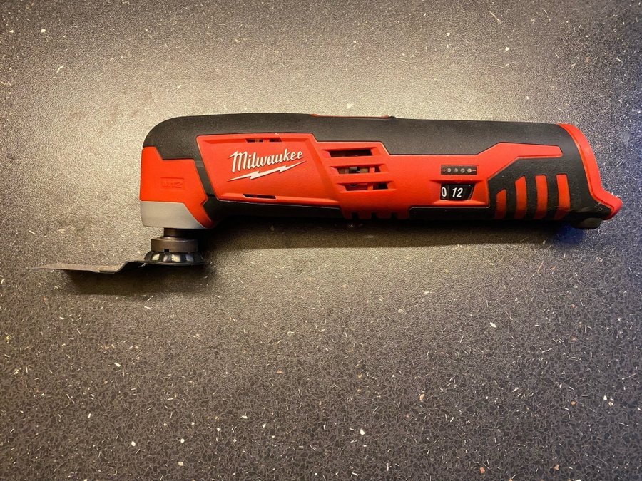 Milwaukee C12 MT (uden batteri)