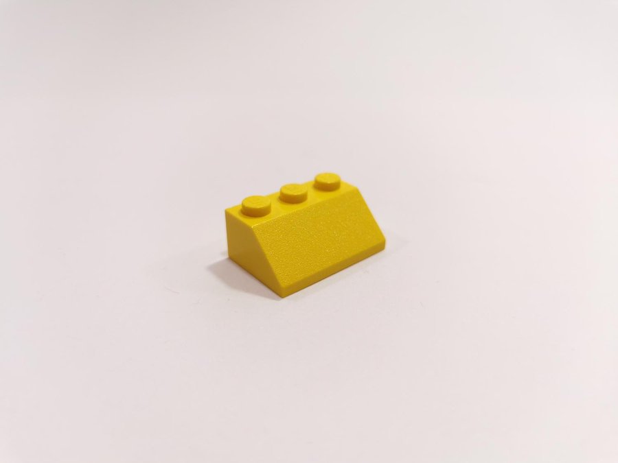 Lego - slope - bas - 2x3 - part 3038 - gul