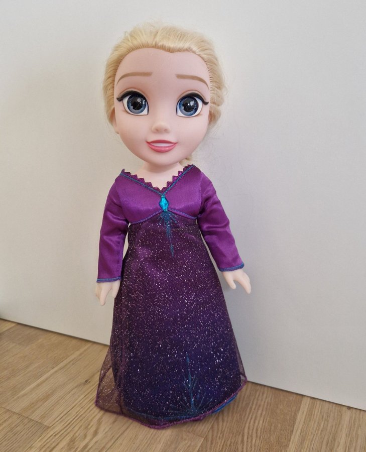 Disney Frozen Elsa Dukke Der Kan Synge