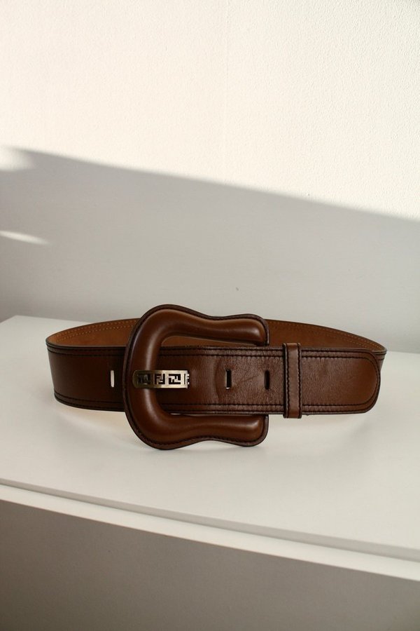 Vintage Fendi B Buckle belt brunt bälte skärp strl 75