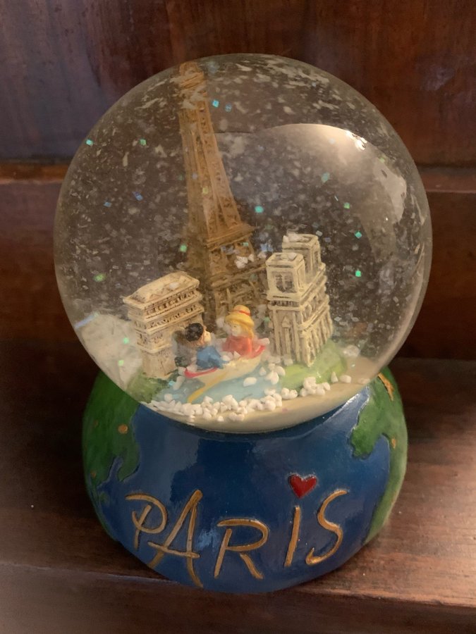 Paris snöglob