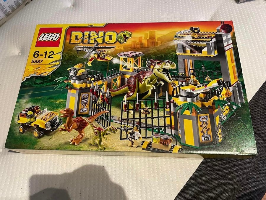 LEGO Dino 5887 Dinosaurieförsvarets högkvarter / Defense HQ