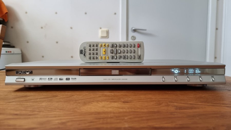 LUMATRON DVD330 DVD-spelare Med Original Fjärrkontroll