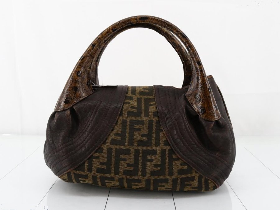 Fendi spy Zucca (bag)/Handbag