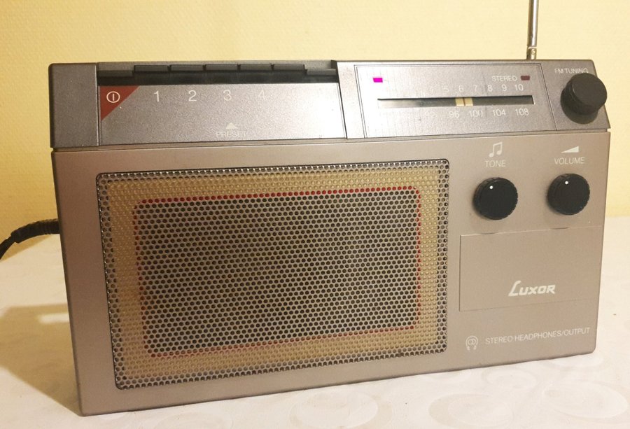 Vintage, Luxor radio AB, Motala, Sweden - Radio Luxor FM-radio