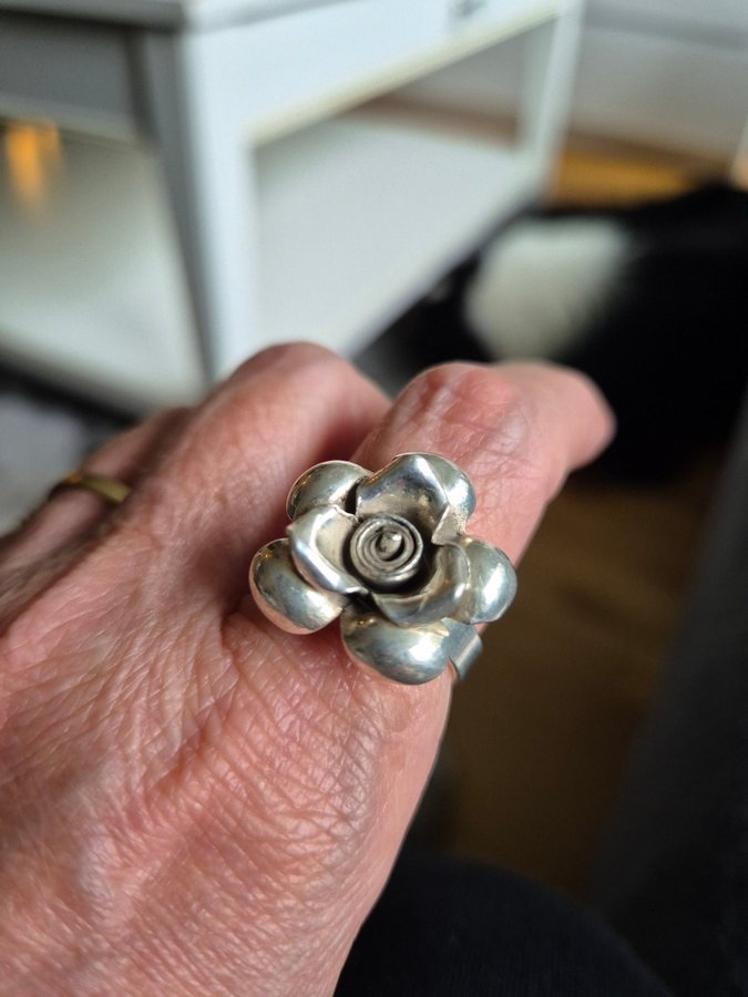 Retro silver 925 ring Blomma st 19 mm