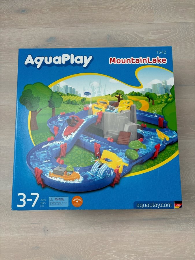 AquaPlay Mountain Lake