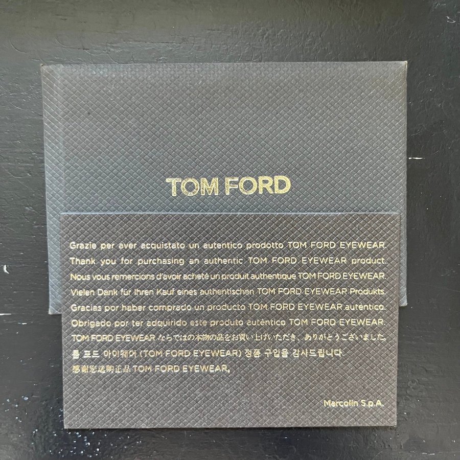 Tom Ford Cat Eye Solglasögon i Grönt och Rött