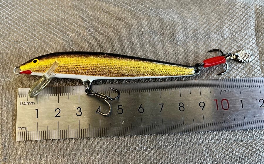 Rapala balsa wobbler 5 gr / 9 cm + locksked nya Owner krok