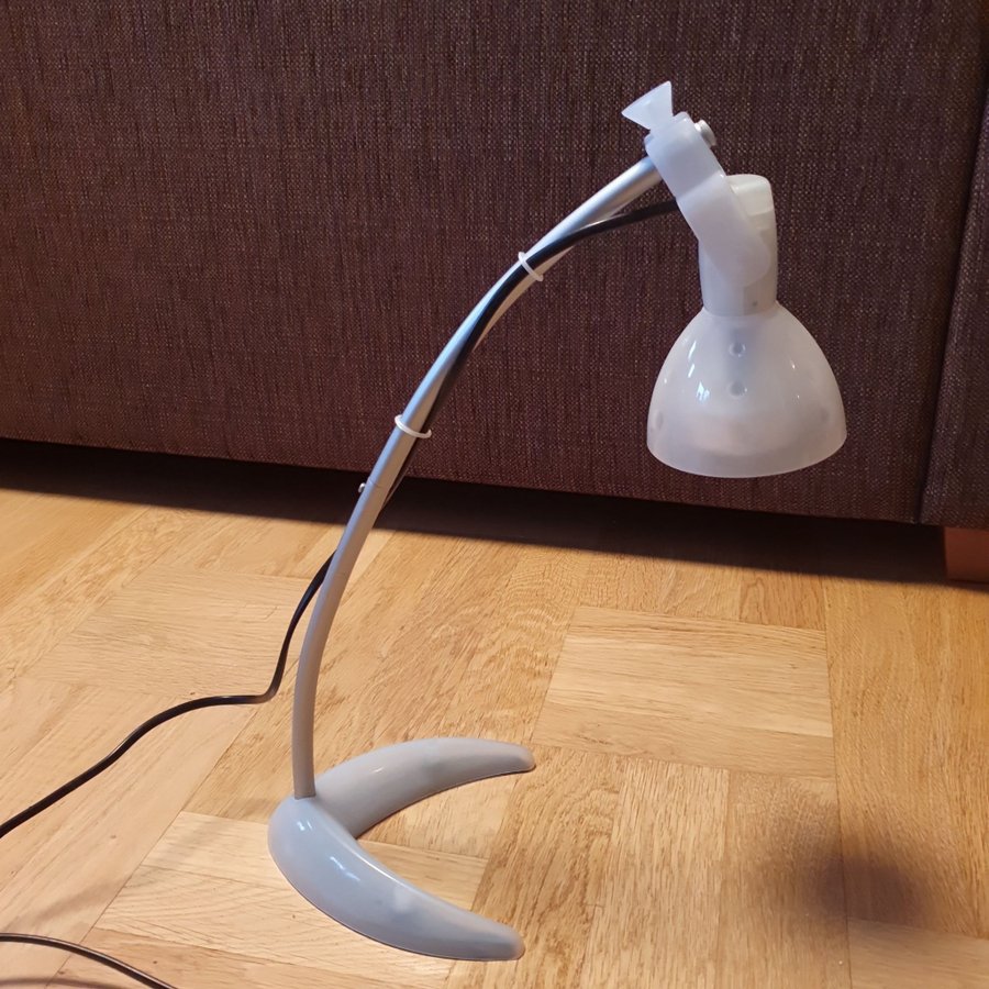 Ikea vit bordslampa MÖRKER