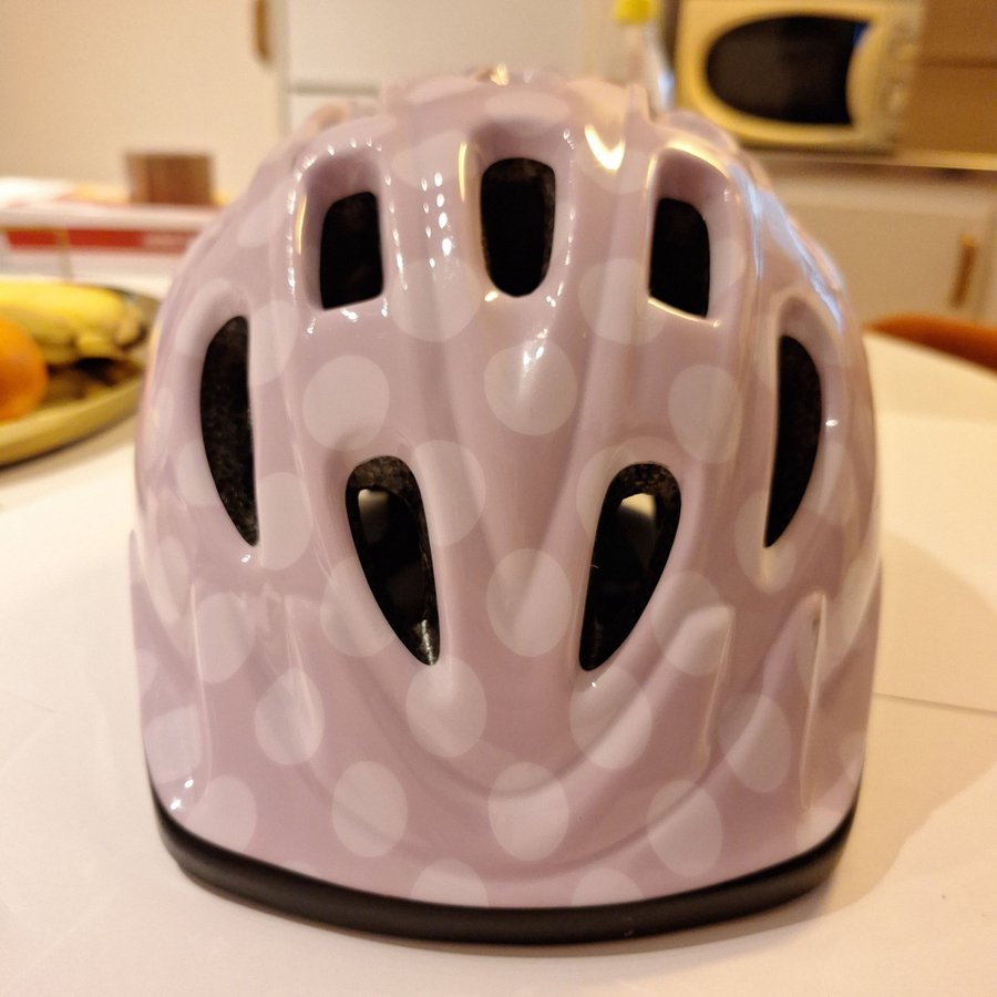 99 kr Barncykelhjälm Rosa