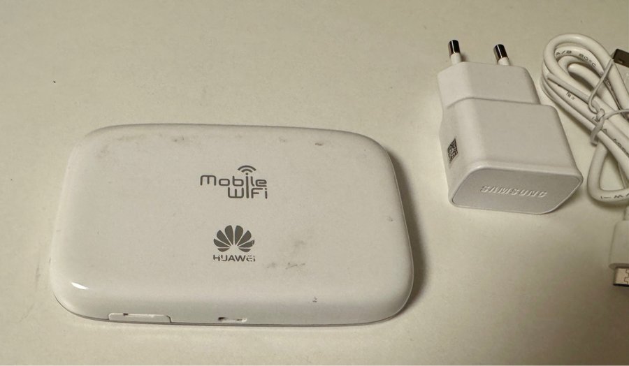 Huawei E5786 bärbar 4G Wifi router