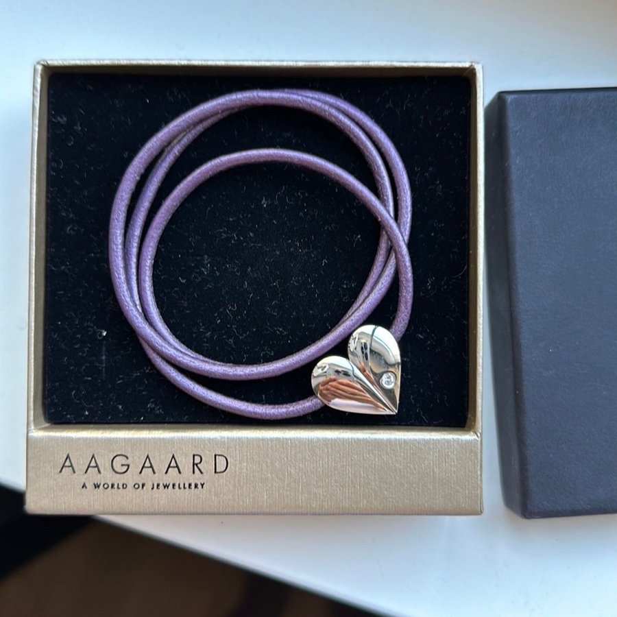 Halsband Aagaard