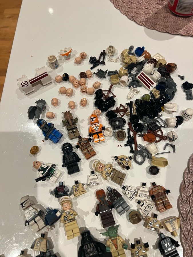 Lego Star Wars Minifigurer och andra tillbehör 200 g