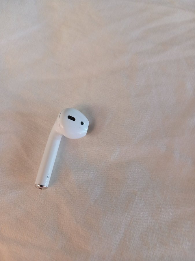 Apple Airpods 2a gen L Vänster hörlurar ( Modell A2032 )