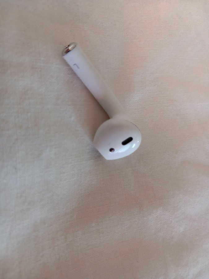 Apple Airpods 2a gen L Vänster hörlurar ( Modell A2032 )