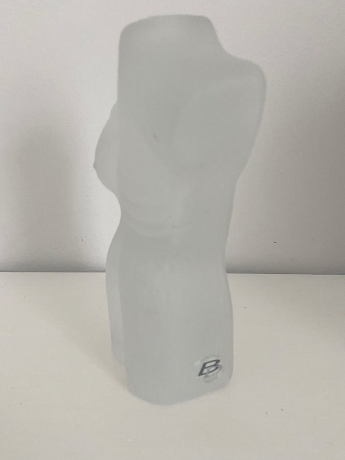 Skulptur/ figurin, konst glas , glas, Torso, naken kvinna Bergdala, 19/2000-tal