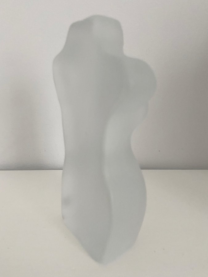 Skulptur/ figurin, konst glas , glas, Torso, naken kvinna Bergdala, 19/2000-tal