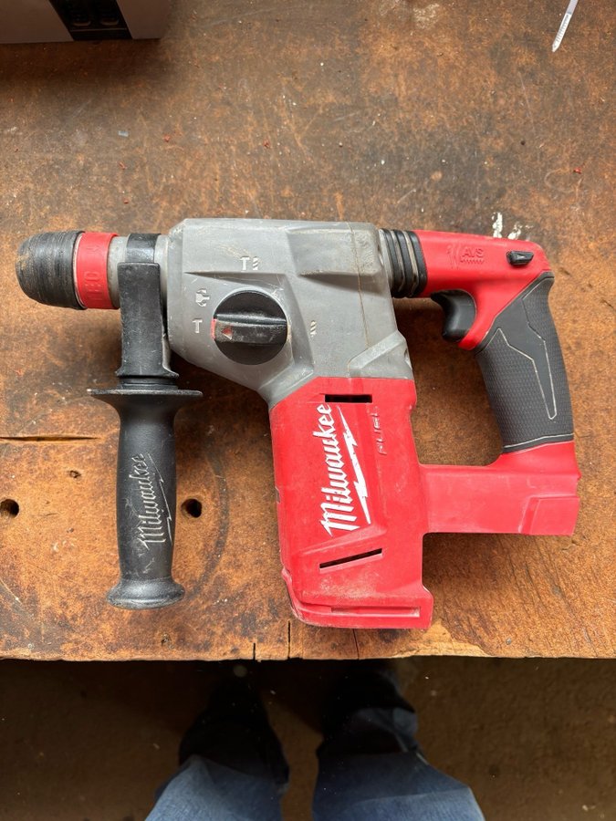 Milwaukee M18 SDS-Plus Hammer Drill