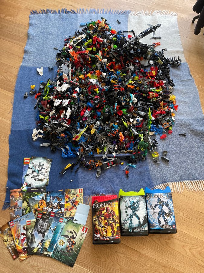 LEGO hero factory / bionicle 9 kg bunke