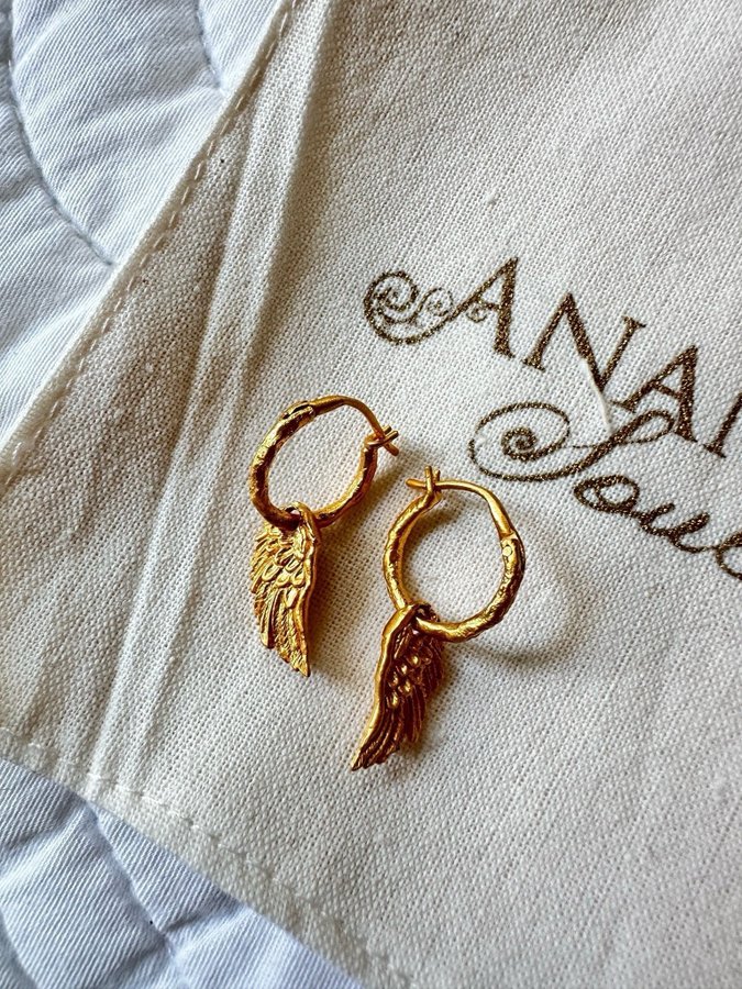 Ananda Soul SPREAD YOUR WINGS • HOOP EARRINGS