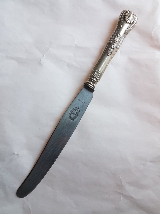 Kniv i äkta silver 830 GAB, kattfot, totalvikt:ca 66gr