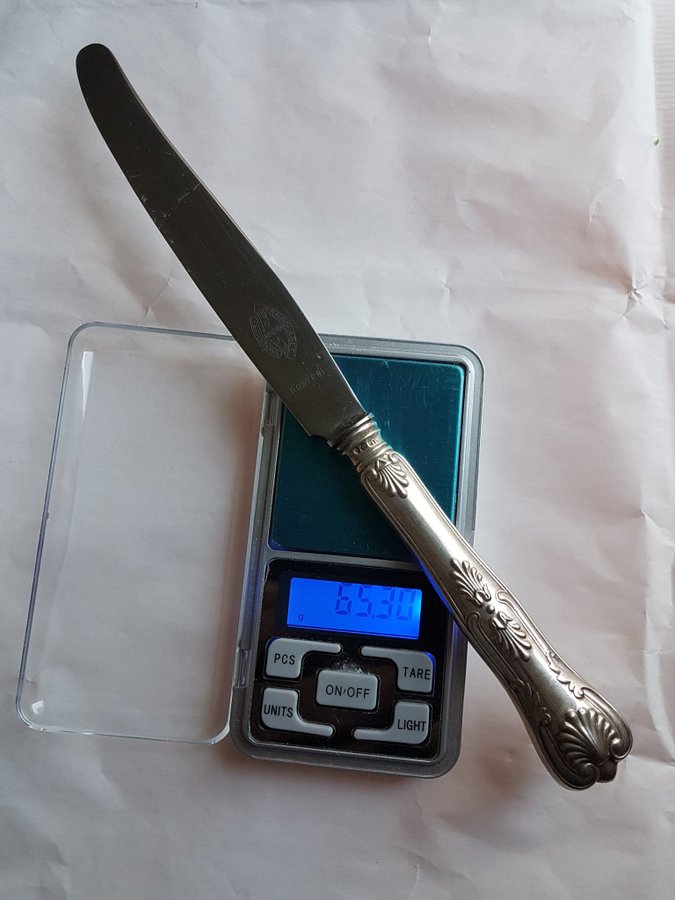 Kniv i äkta silver 830 GAB, kattfot, totalvikt:ca 66gr