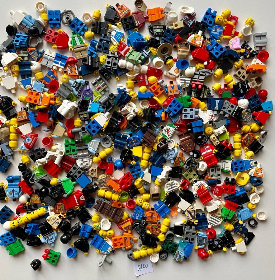 #Q100 ÄKTA LEGO 500g figurer minifigurer gubbar