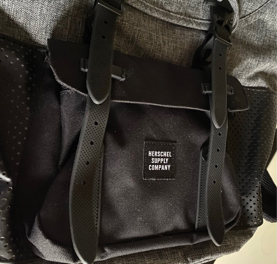 Ny jättefin ryggsäck från Herschel-Little America 25L