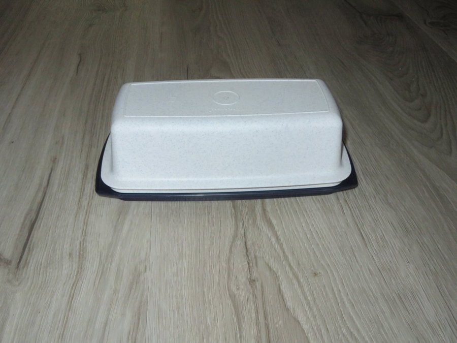 Tupperware Burk/ Låda för paket med 1 kg smör RETRO blå/vit fint beg skick