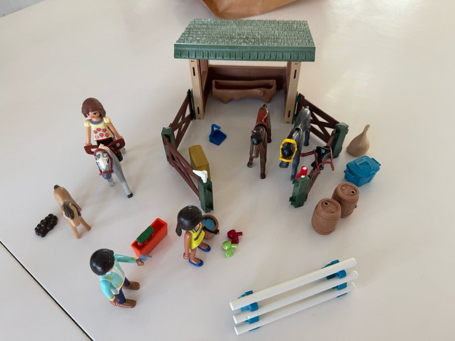 Playmobil Spirit stall