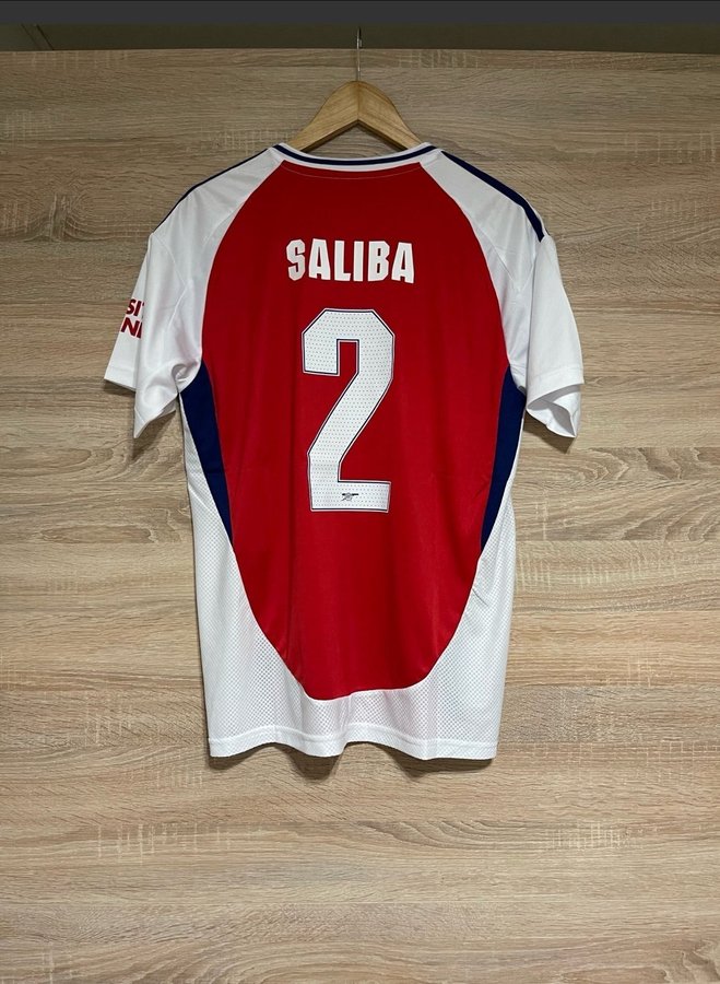 Arsenal Hemmatröja 24/25 Saliba L