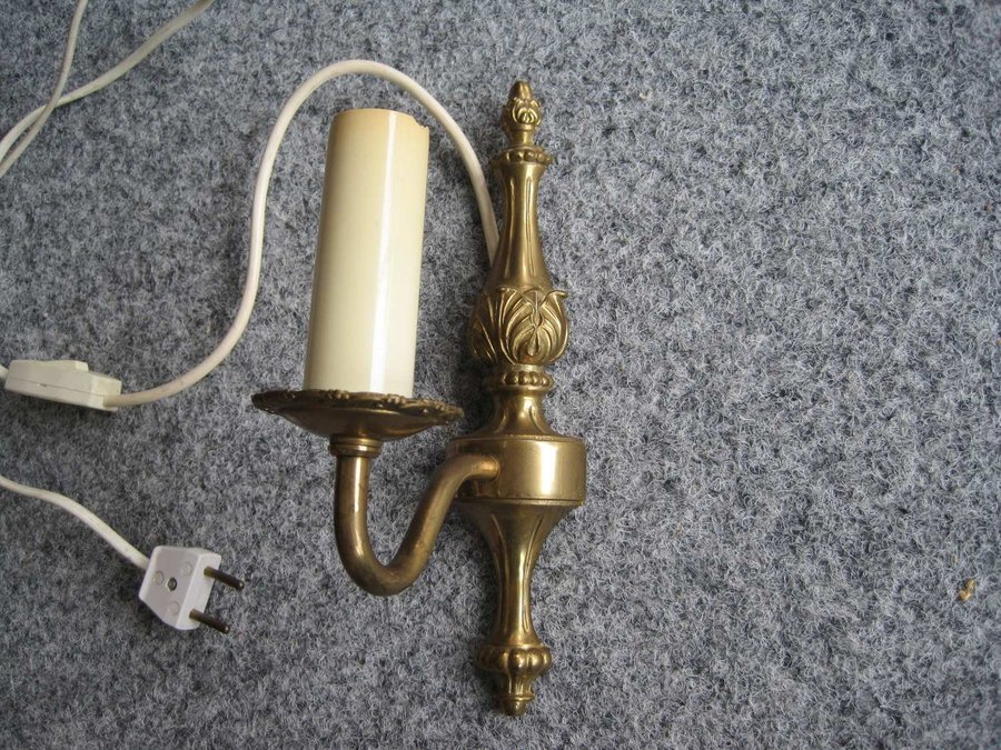 Vintage Lampett vägglampa mässing