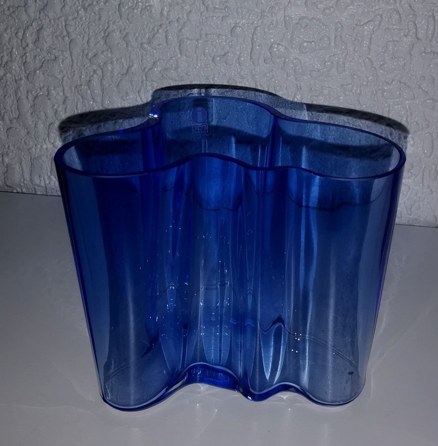 Blå konstglas skål original Alvar Alto iittala signerad 115x95x75 cm