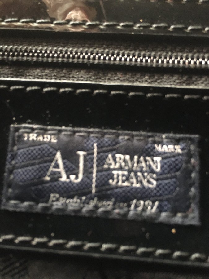 Armani Jeans original handväska svart med dust bag