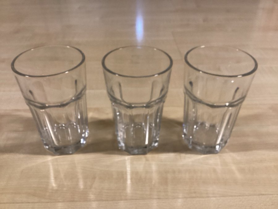 6 Stycken glas från IKEA, modell Pokal, 14 cm höga