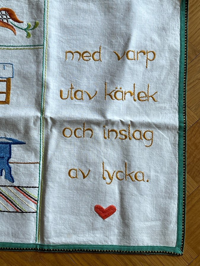 Handbroderad bonad, broderad väggbonad,