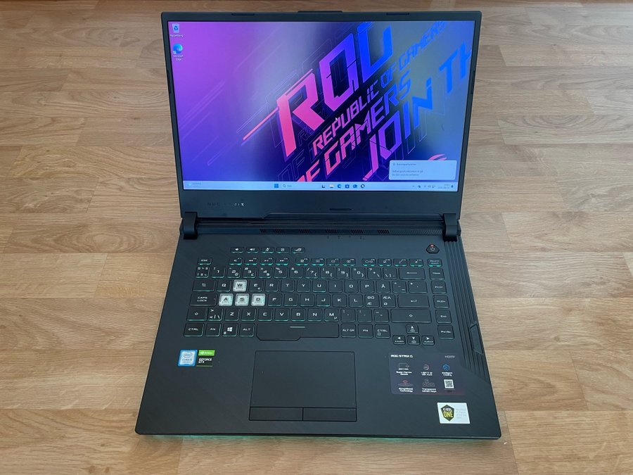 ASUS ROG Strix G - i5-9300H 16GB RAM GTX 1660 Ti 120Hz Perfekt Skick!