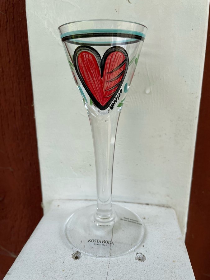 1st snaps glas ca14cm Kosta Boda @ Hearts @ Ulrica Hydman Vallien