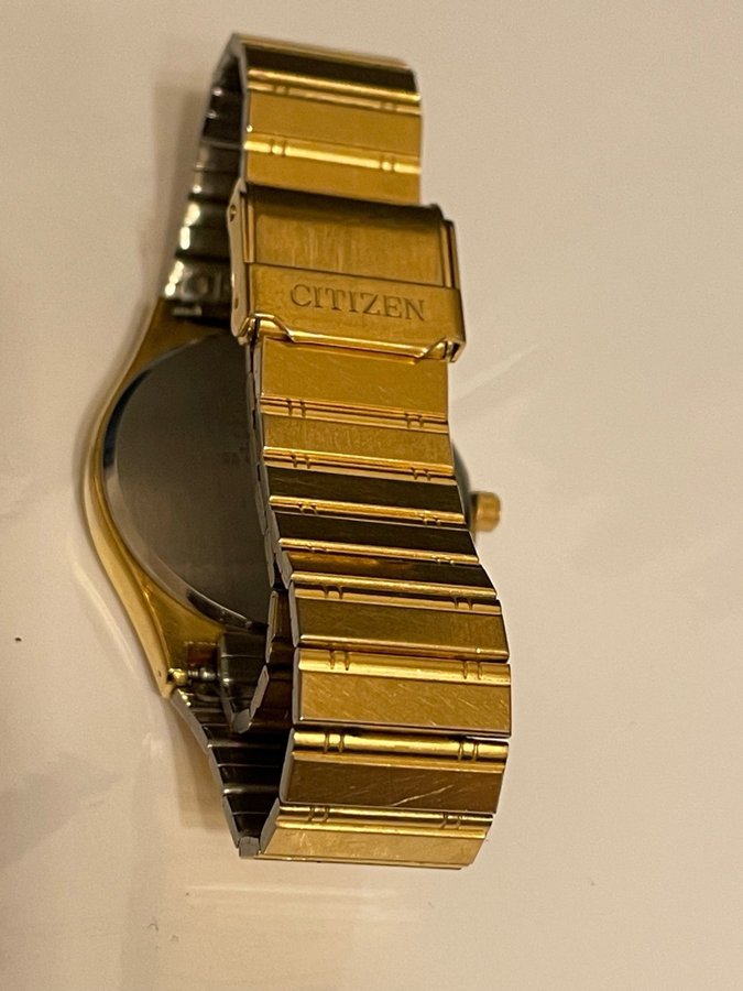 Citizen Quartz Guldfärgad Armbandsur- herrur