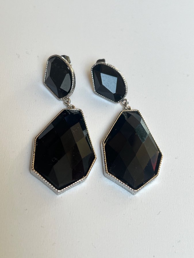 Gorgeous Y2K hanging earrings