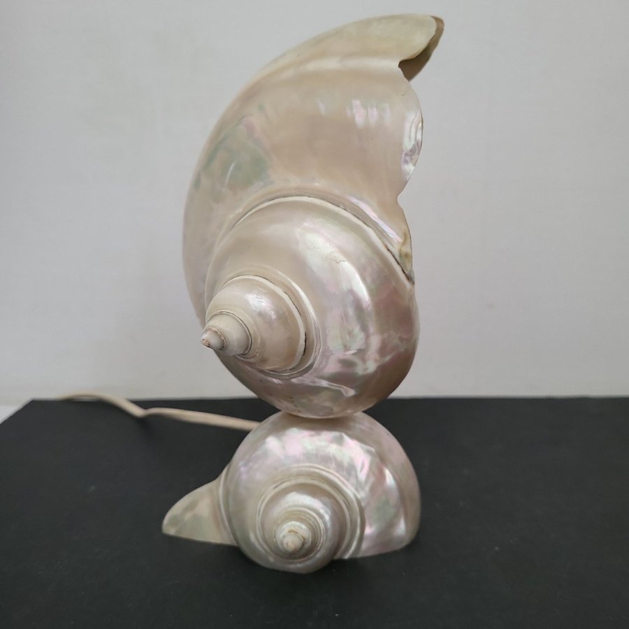 ***VINTAGE SHELL TABLE LAMP PERLA SNÄCKLAMPA ***