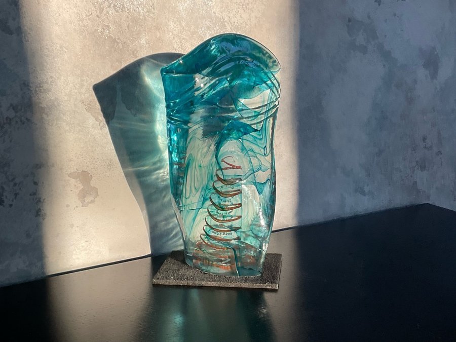 Konstglas / Skulptur / Kjell Engman / Kosta Boda signerad