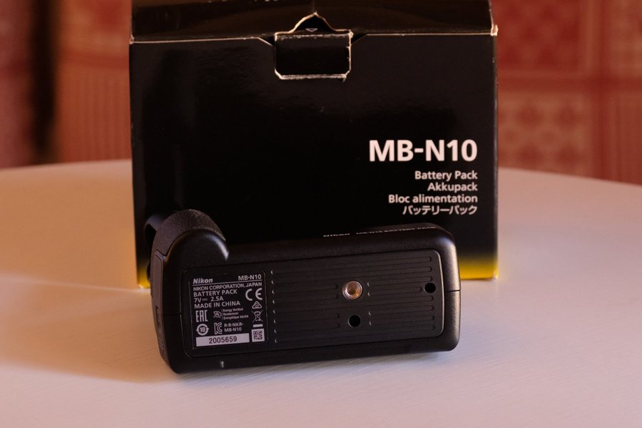 Nikon MB-N10 batterigrepp