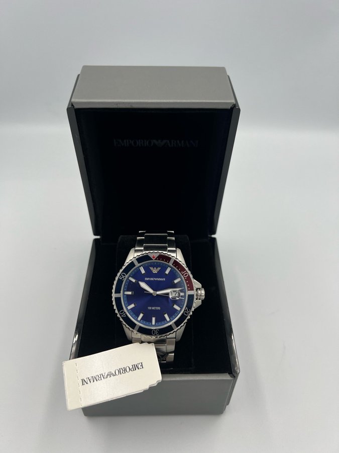 EMPORIO ARMANI DIVER AR11339 NYT