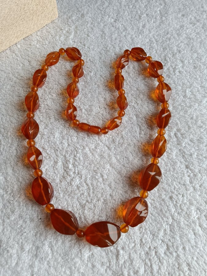 Bärnsten halsband ,gammalt. Antik. Amber. 76gram